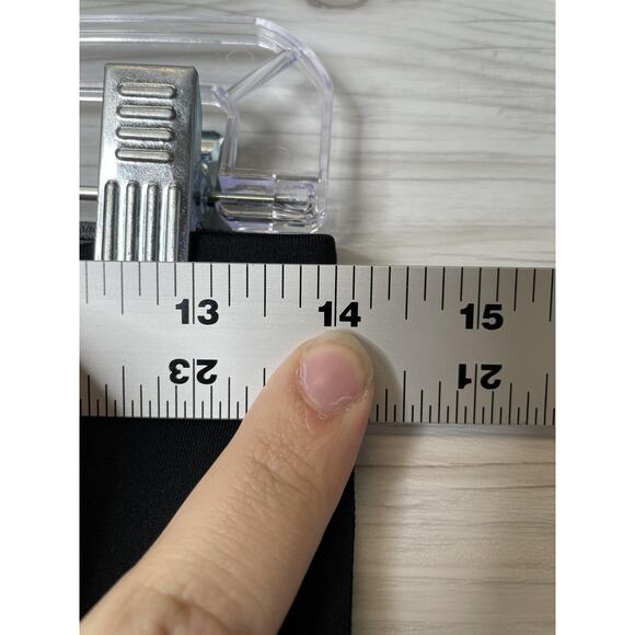 Under Armour Pants Womens Medium Black Gray Colorblock Leggings Leggings 1374136 - Picture 2 of 9